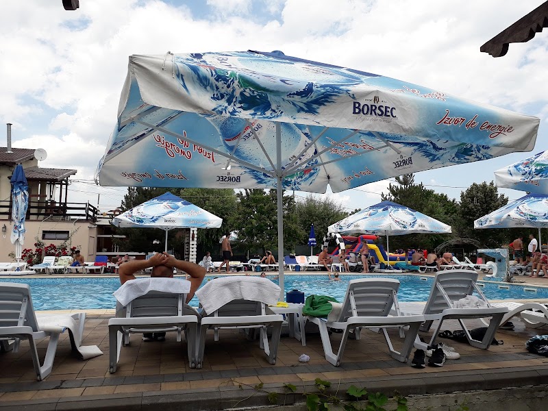 Hotel Doi Taurasi in Afumati, Romania