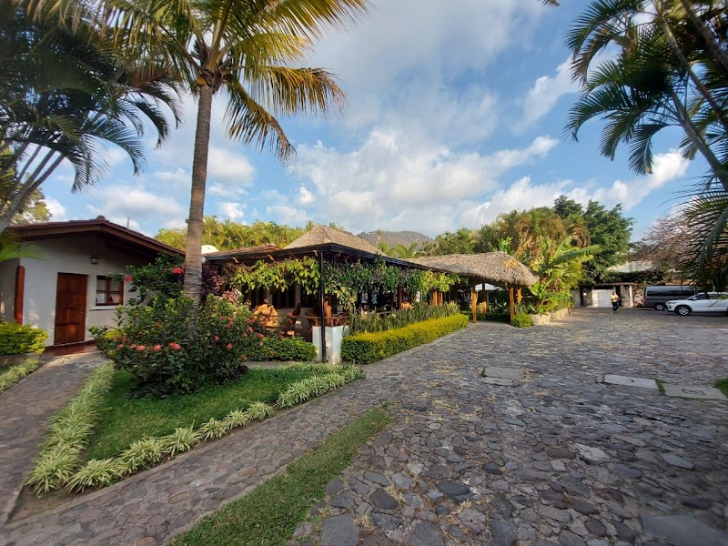 Hotel Dos Mundos in Panajachel, Guatemala