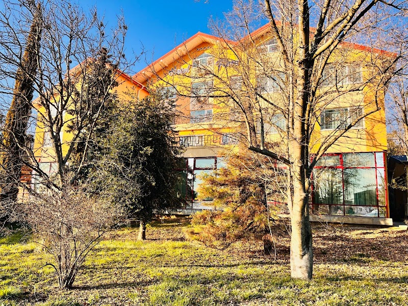 Hotel Flora in Drobeta-Turnu Severin, Romania