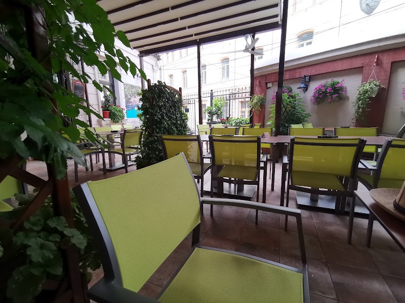 Hotel La Fenice in Braila, Romania