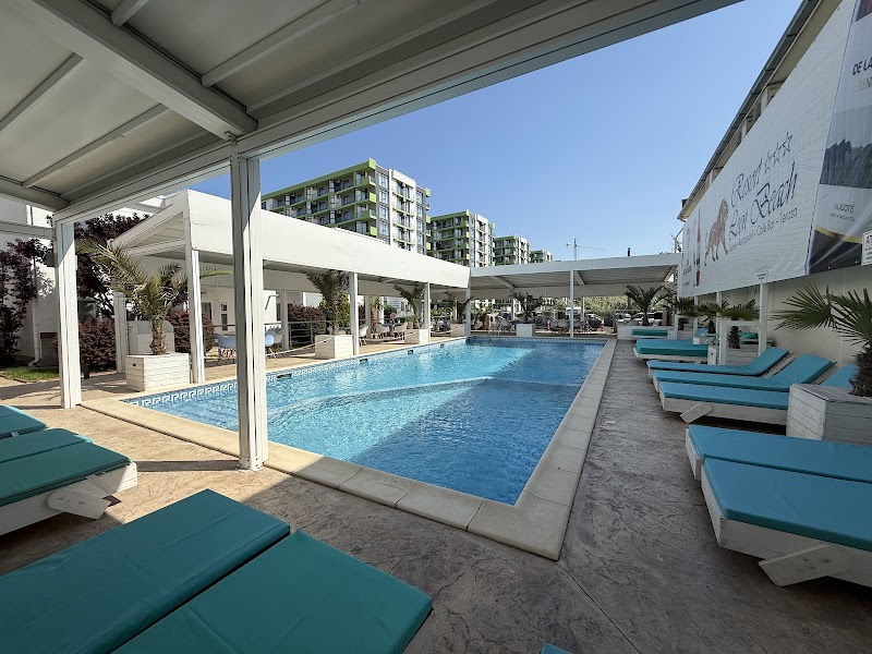 Hotel Leon Beach in Navodari, Romania