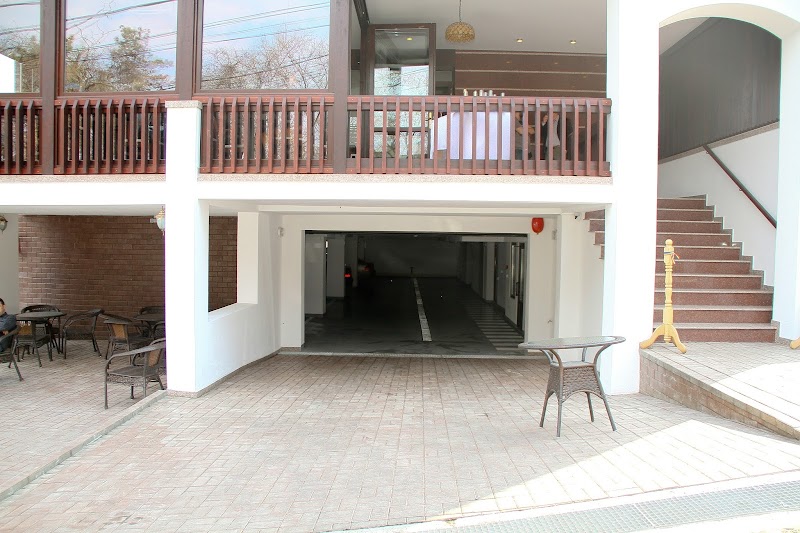 Hotel Miraj in Ramnicu Valcea, Romania