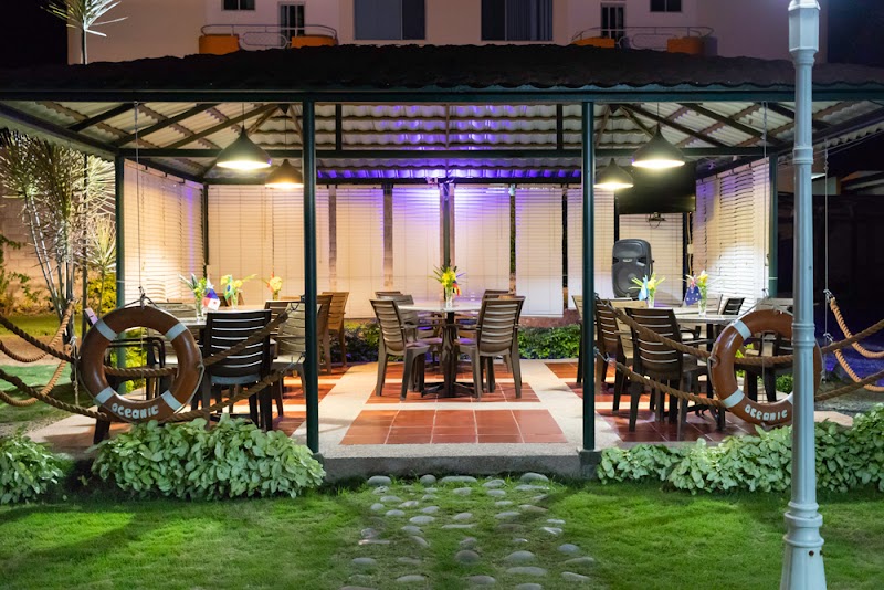 Hotel Oceanic Lodge in Atacames, Ecuador