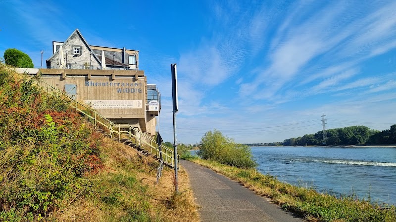 Hotel Rheinterrassen in Bornheim, Germany