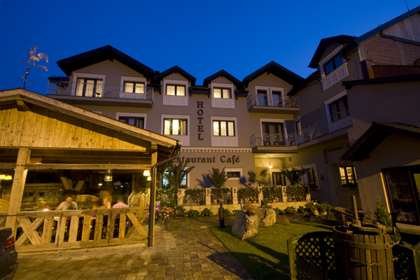 Hotel Slavia in Salonta, Romania