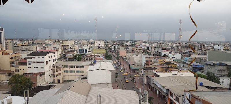 Hotel Veuxor in Machala, Ecuador