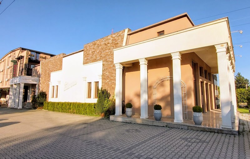 Hotel Yarus in Ploiesti, Romania