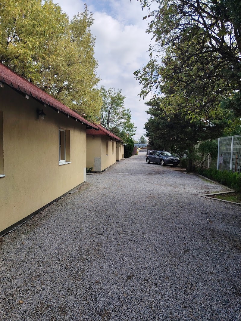 JR Motel in Otopeni, Romania