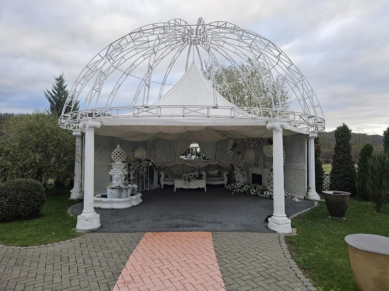 Juliana Brad Hotel in Brad, Romania