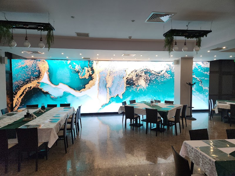 Mariflor Hotel in Gherla, Romania