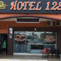 OYO 89792 Hotel 128