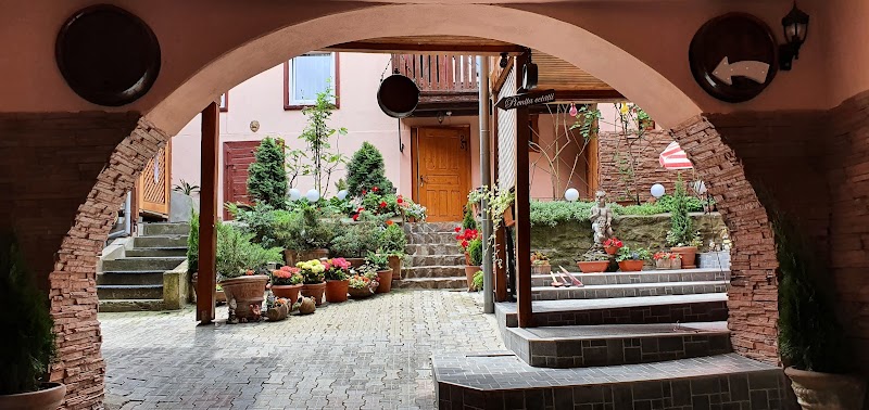 Pension Pivnita lui Teo in Sighisoara, Romania