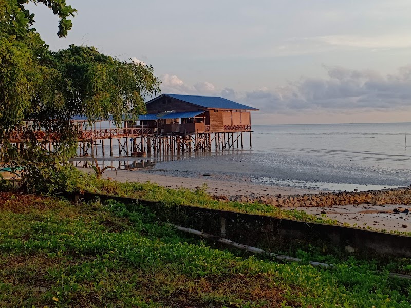 Summer Beach Lodge in Labuan, Malaysia