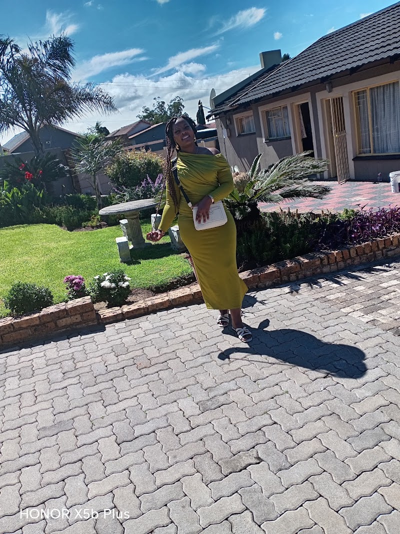 Tushiya Guest Lodge in Witbank, South Africa