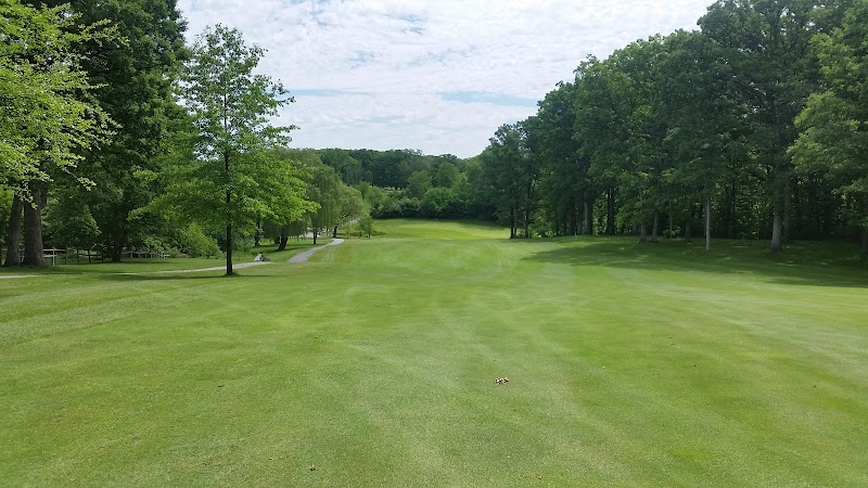 Balmoral Woods Country Club (Note: This is more of a golf course, but may offer some accommodations or events related services) in Crete, Illinois, United States