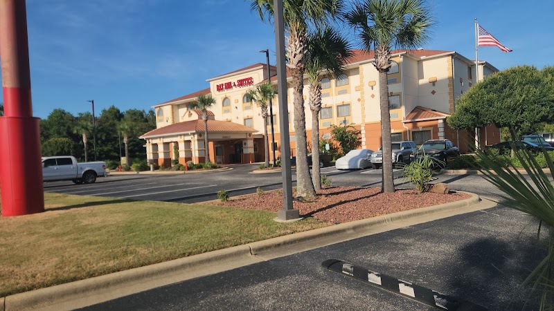 Bay Inn & Suites in Robertsdale, Alabama, United States
