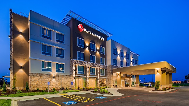 Best Western Plus Bolivar Hotel & Suites in Bolivar, Missouri, United States