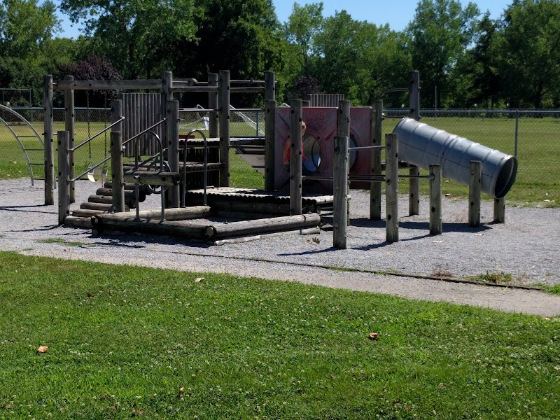 Cannon Park Suites in Carterville, Illinois, United States