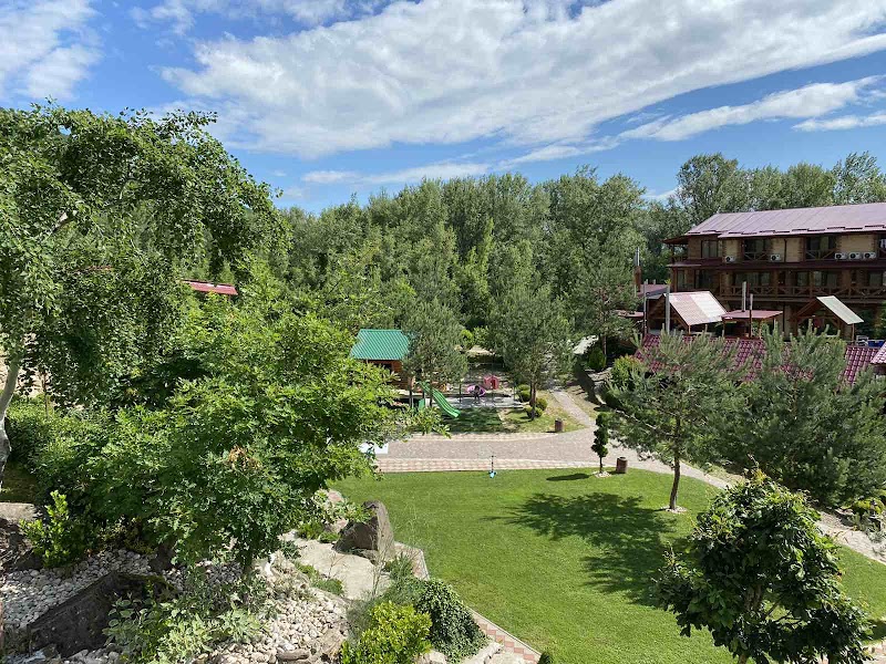 Chorna Gora Hotel in Vynohradiv, Ukraine