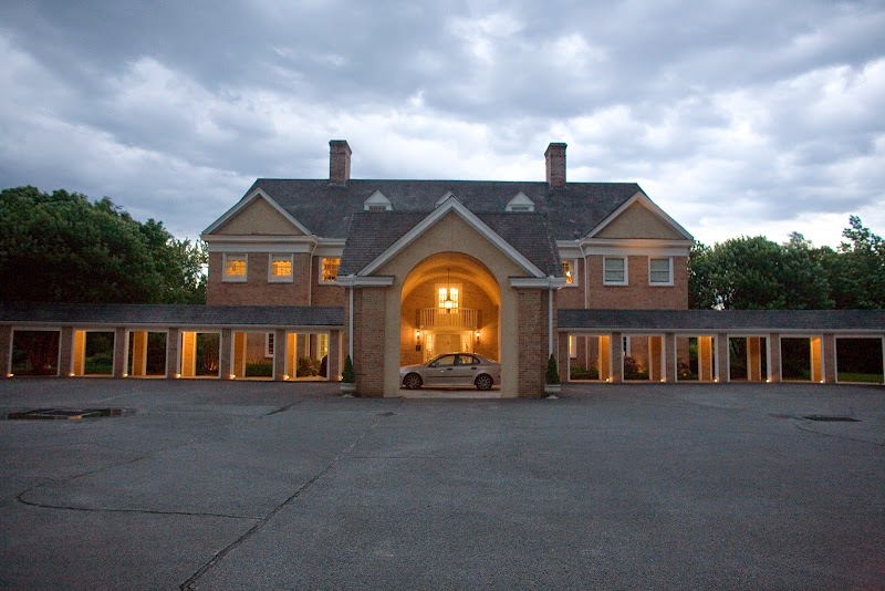 Christopher Place in Newport, Tennessee, United States