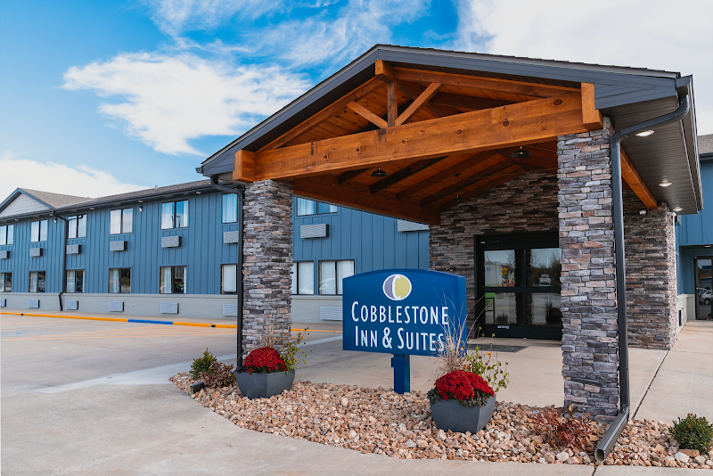 Cobblestone Inn & Suites Trenton, Missouri in Trenton, Missouri, United States