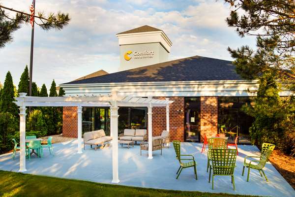 Comfort Inn & Suites in Richfield, Wisconsin, United States