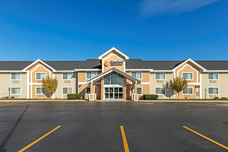 Comfort Inn & Suites Jackson - West Bend in Jackson, Wisconsin, United States