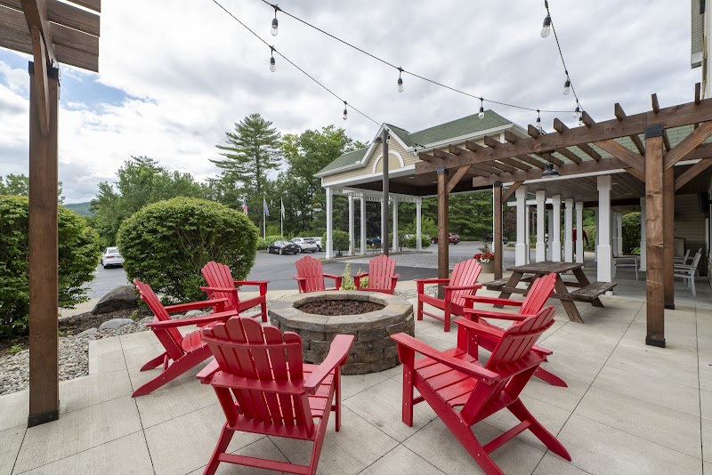 Country Inn & Suites by Radisson, Lake George (Queensbury), NY in Glens Falls North, New York, United States