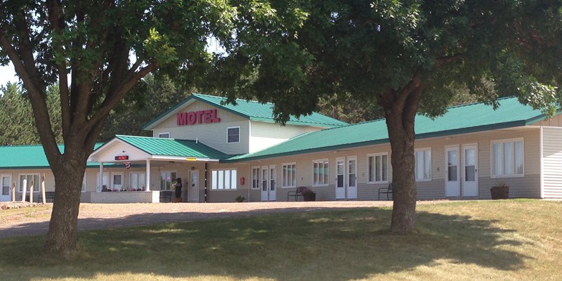 Country Villa Motel and Country Camping in Chippewa Falls, Wisconsin, United States