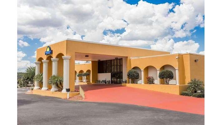 Days Inn & Suites by Wyndham Clermont in Clermont, Florida, United States
