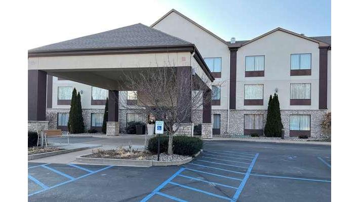 Days Inn & Suites by Wyndham La Crosse/Onalaska in French Island, Wisconsin, United States