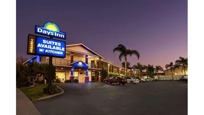 Days Inn & Suites by Wyndham San Diego SDSU in La Mesa, California, United States