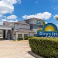Days Inn by Wyndham Arlington