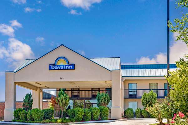 Days Inn by Wyndham Hernando in Hernando, Mississippi, United States