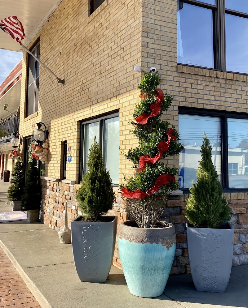 Days Inn by Wyndham Lake City in Lake City, South Carolina, United States