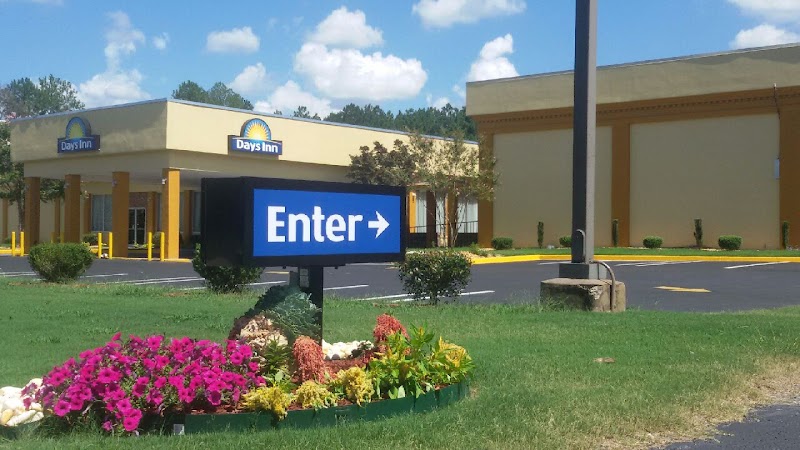 Days Inn by Wyndham Madison in Madison, Georgia, United States