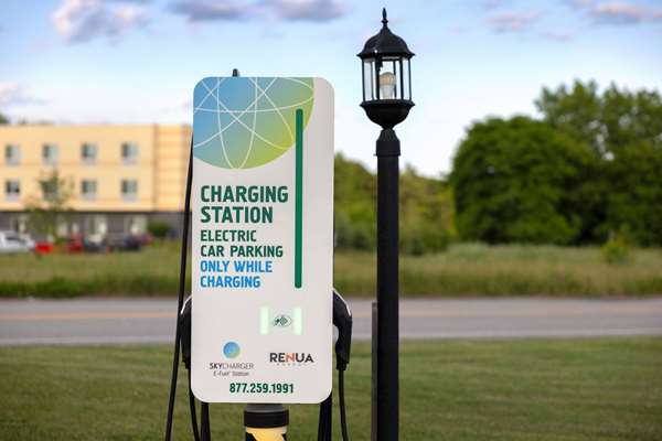 Days Inn by Wyndham Queensbury/Lake George in Glens Falls North, New York, United States