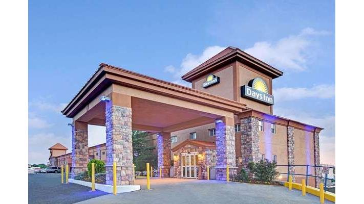 Days Inn by Wyndham Ridgefield NJ in Fairview, New Jersey, United States