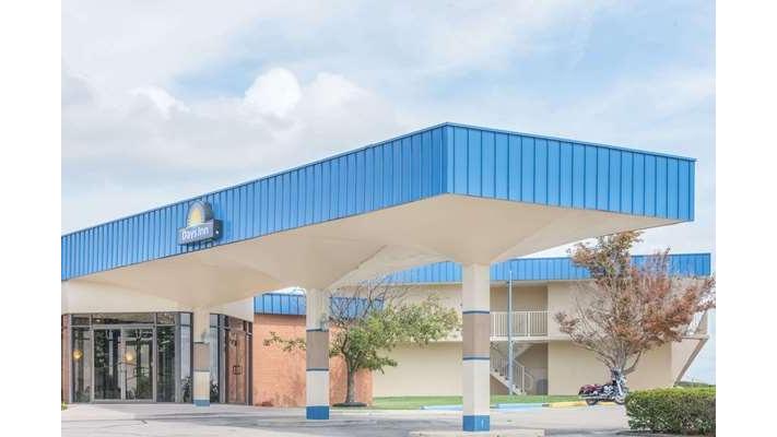 Days Inn by Wyndham St Clairsville in St. Clairsville, Ohio, United States