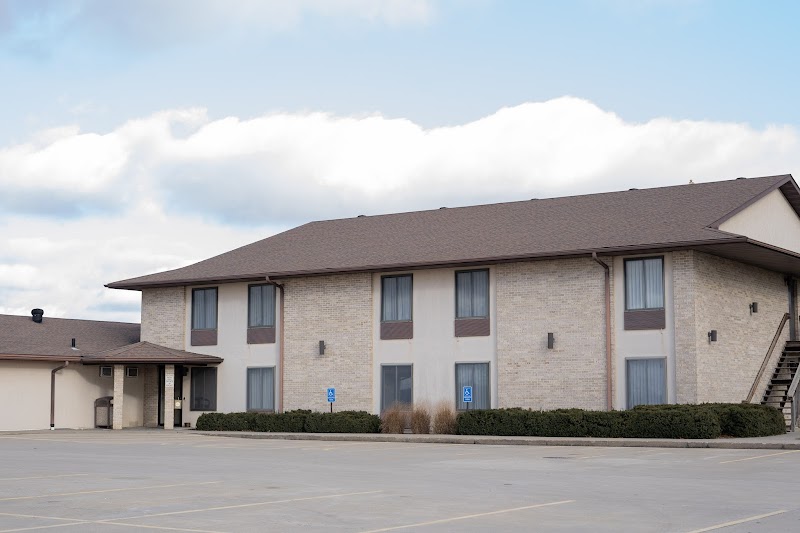 Dutch Mill Inn in Knoxville, Iowa, United States