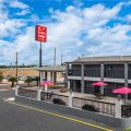 Econo Lodge Inn & Suites Laredo