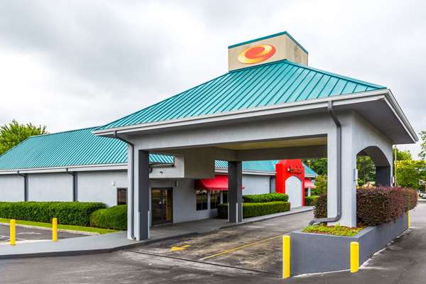 Econo Lodge Oxmoor in Homewood, Alabama, United States