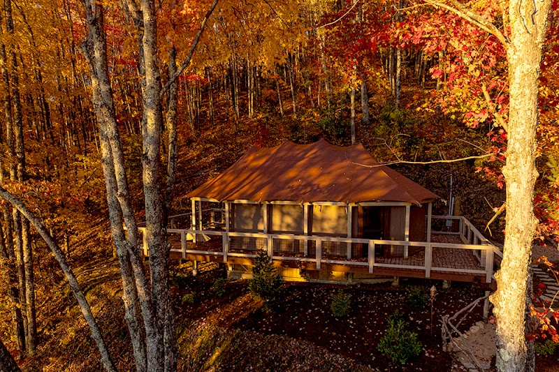 Elk & Embers Mountain Hideaway in Waynesville, North Carolina, United States