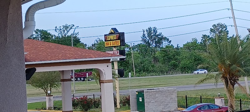 Express Inn and Suites in Avondale, Louisiana, United States