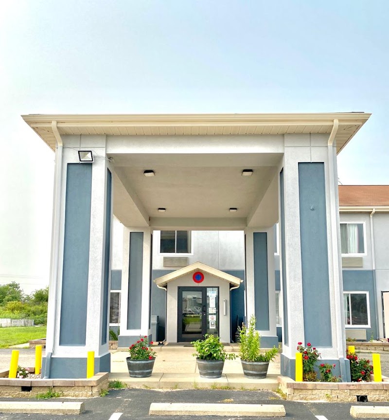 FairBridge Inn Express Fairfield in Fairfield, Illinois, United States