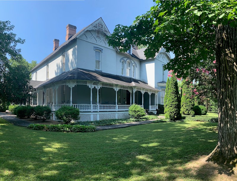 Falcon Rest Mansion & Gardens in McMinnville, Tennessee, United States