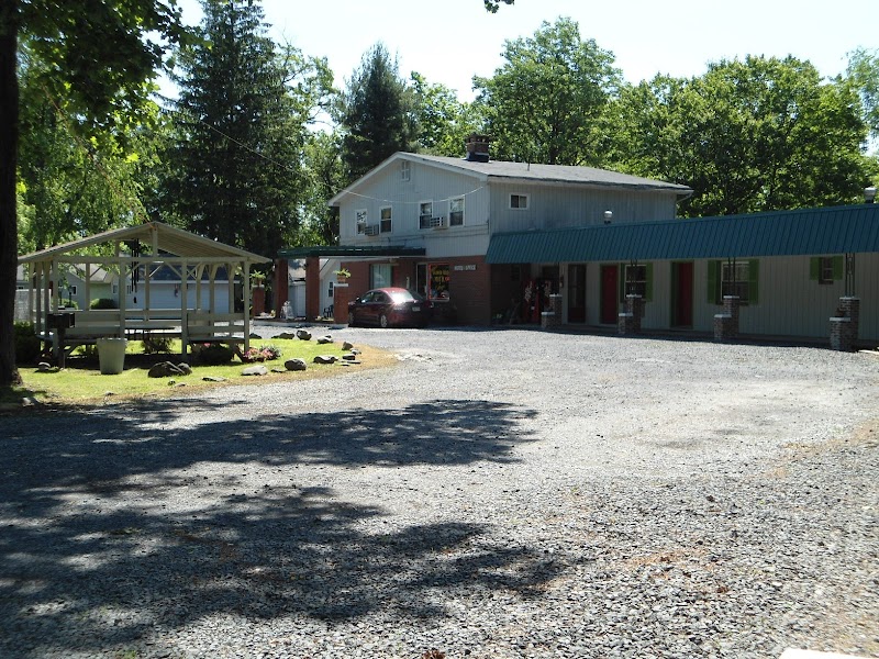 Flower Field Inn & Cottages in Stroudsburg, Pennsylvania, United States