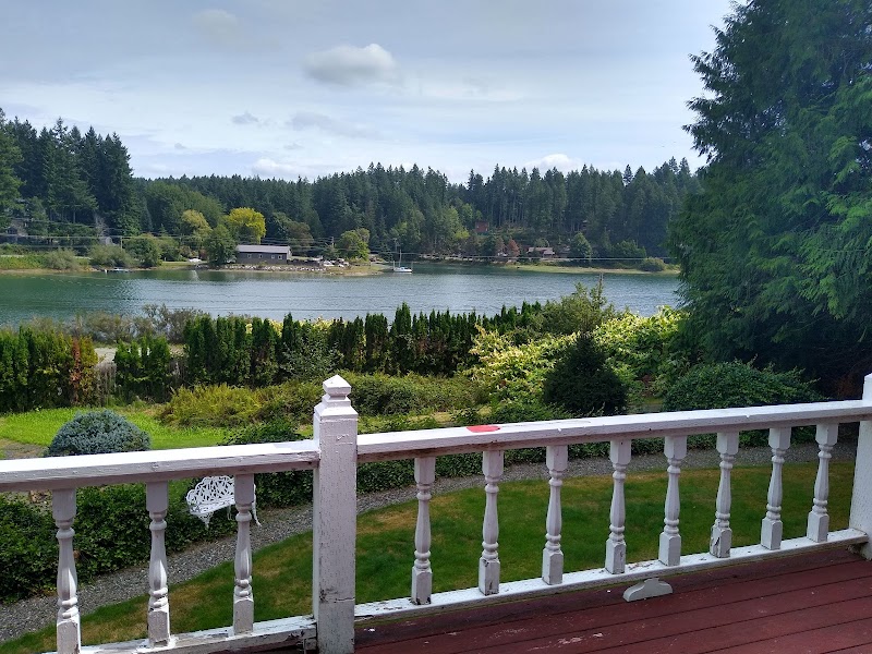 Glen Cove Hotel in Longbranch, Washington, United States