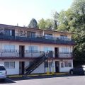 Golden Knight Motel