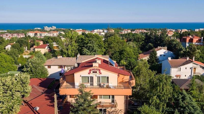 Guesthouse La Casa in Varna, Bulgaria